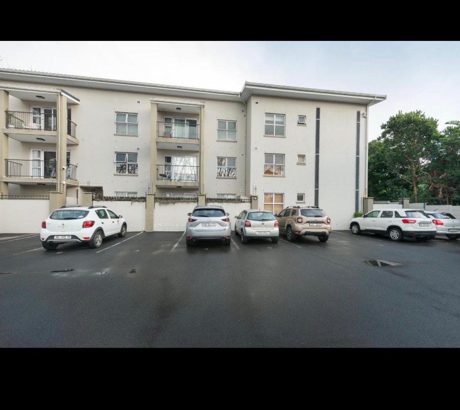 To Let 2 Bedroom Property for Rent in Kenilworth Western Cape